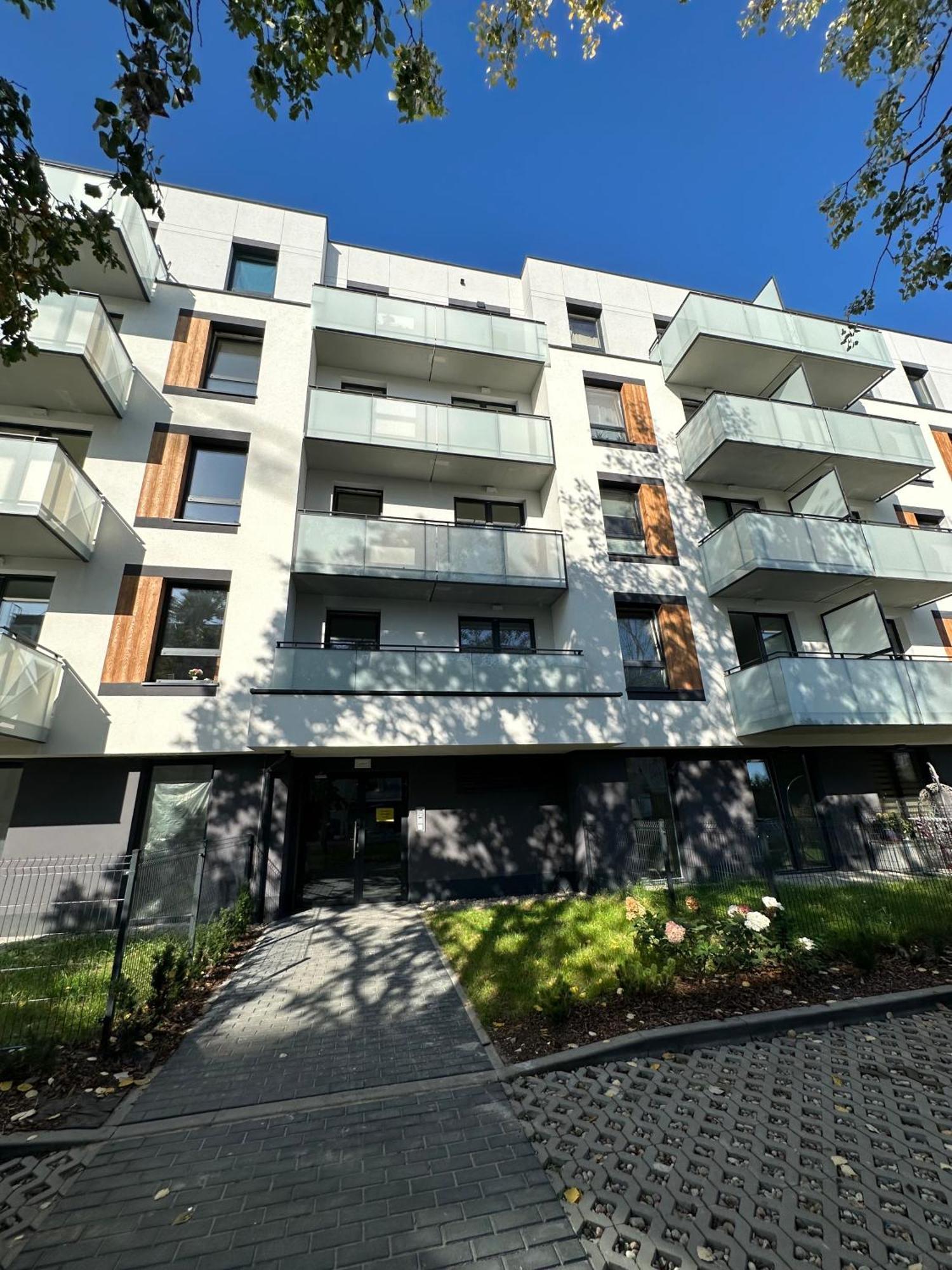 Skytravel 26 Apartament Pileckiego Nowy Dwor Mazowiecki Airport Modlin 24H Buitenkant foto